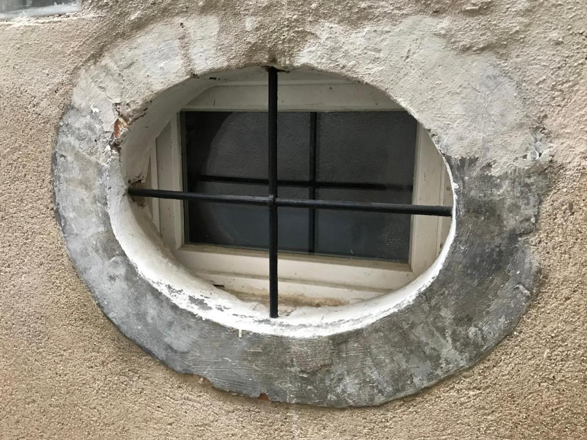 Villa Le Grenier De Manee Villemoustaussou Esterno foto